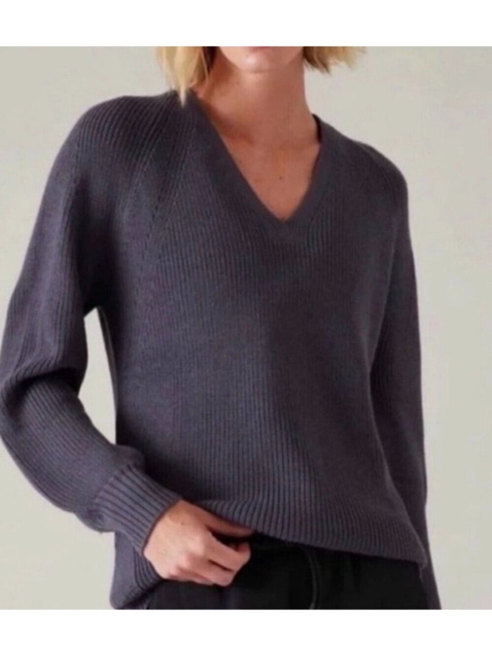 Athleta Purple Handover V-Neck Merino Wool Blend Sweater XS Waffle Ribbed Knit